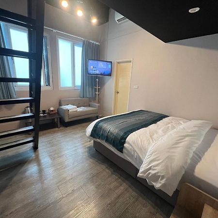 Mu-In Hotel เกาสง ภายนอก รูปภาพ